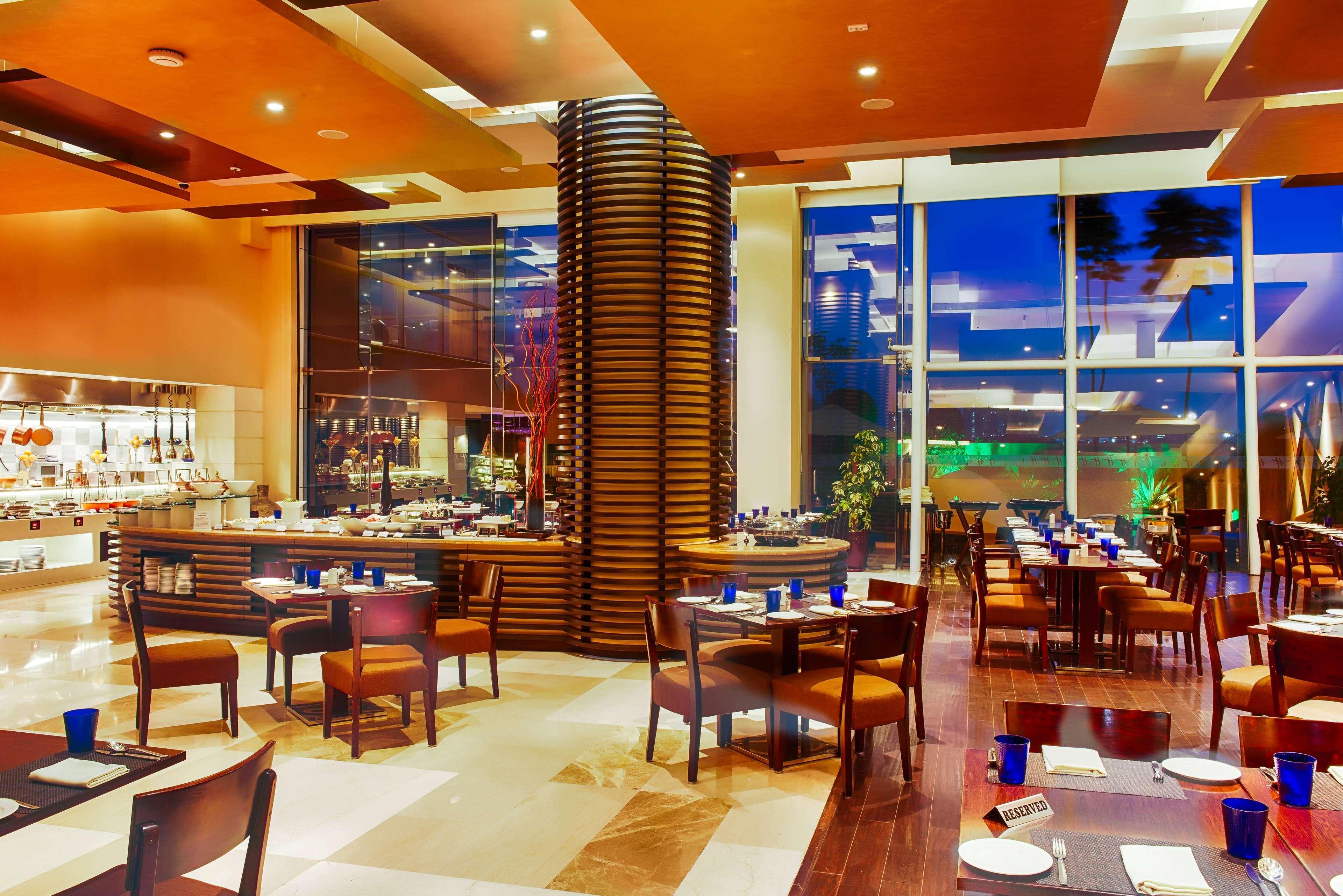 Ramada Plaza By Wyndham Pune Hinjewadi Dāpuri Exterior foto
